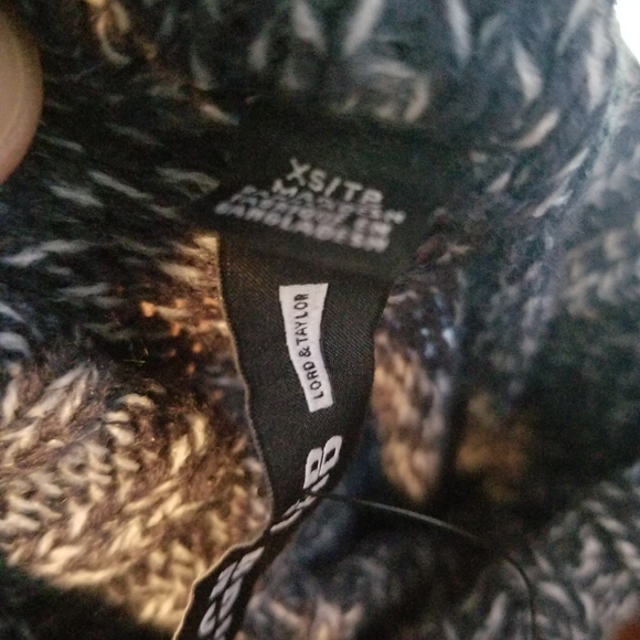 XS Brand New Design Lab Sweater - Picture 4 of 6